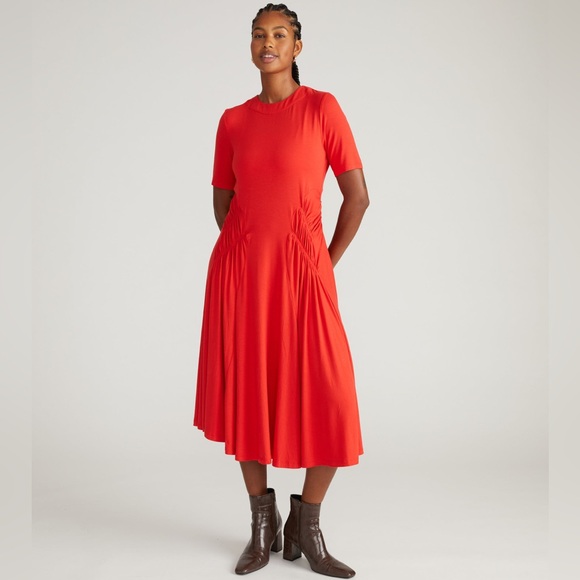 Universal Standard | Devi Liquid Jersey Dress in Lipstick Red - Picture 1 of 10